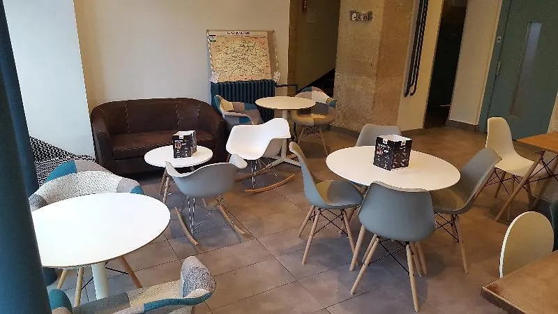 Hostel Le Regent Montmartre By Hiphophostels Paris