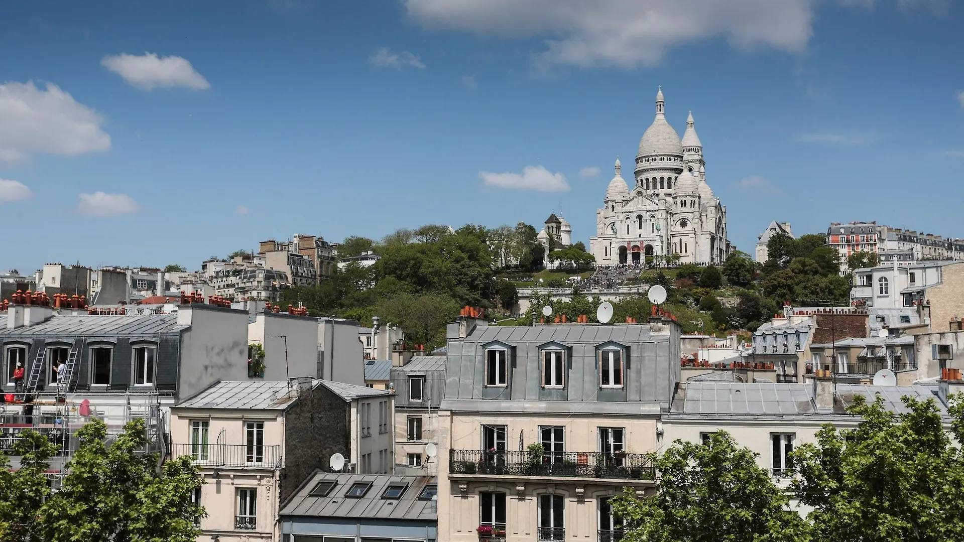 Le Régent Montmartre by Hiphophostels Paris Auberge de jeunesse
