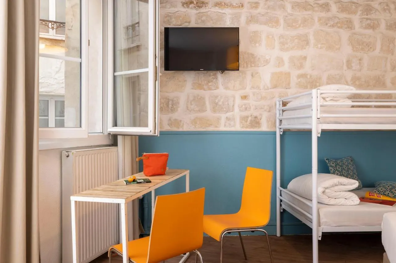Le Regent Montmartre By Hiphophostels Paris Hostel