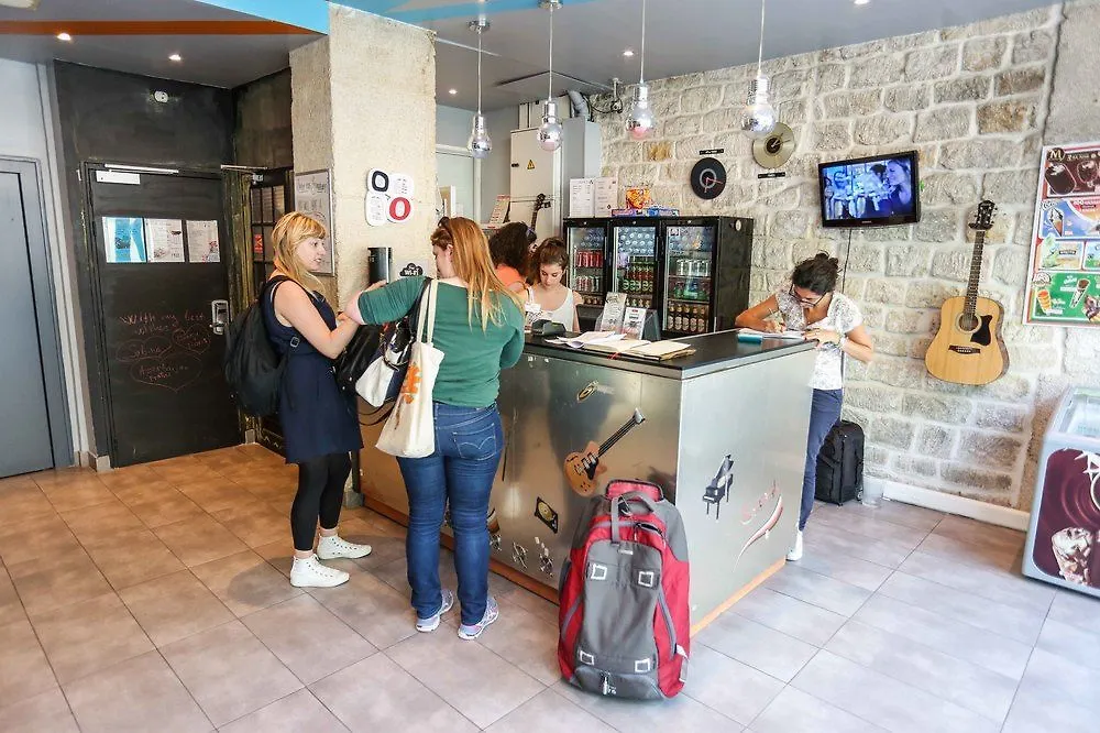 Hostel Le Regent Montmartre By Hiphophostels Paris