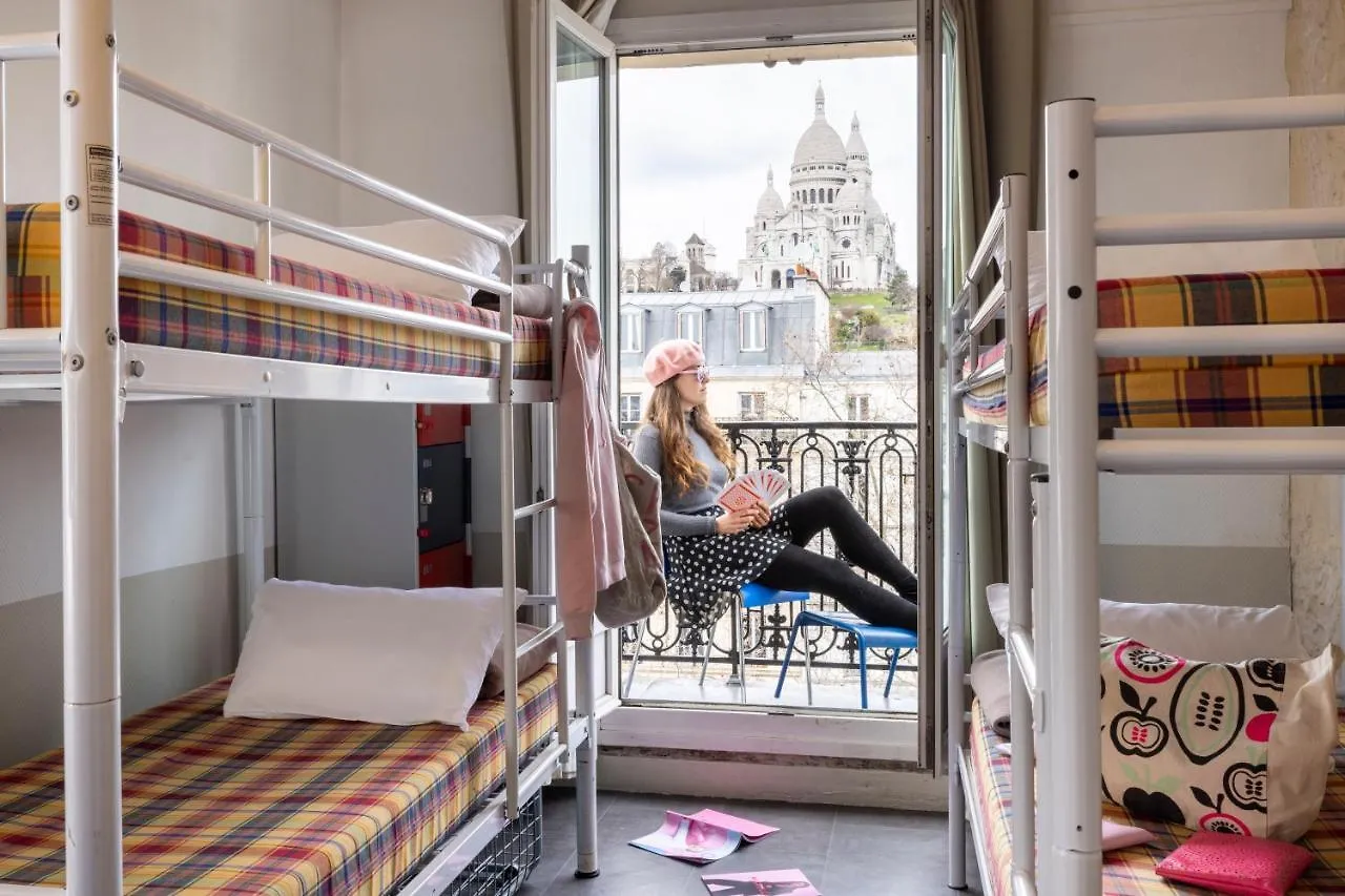 Le Regent Montmartre By Hiphophostels Paris Hostel